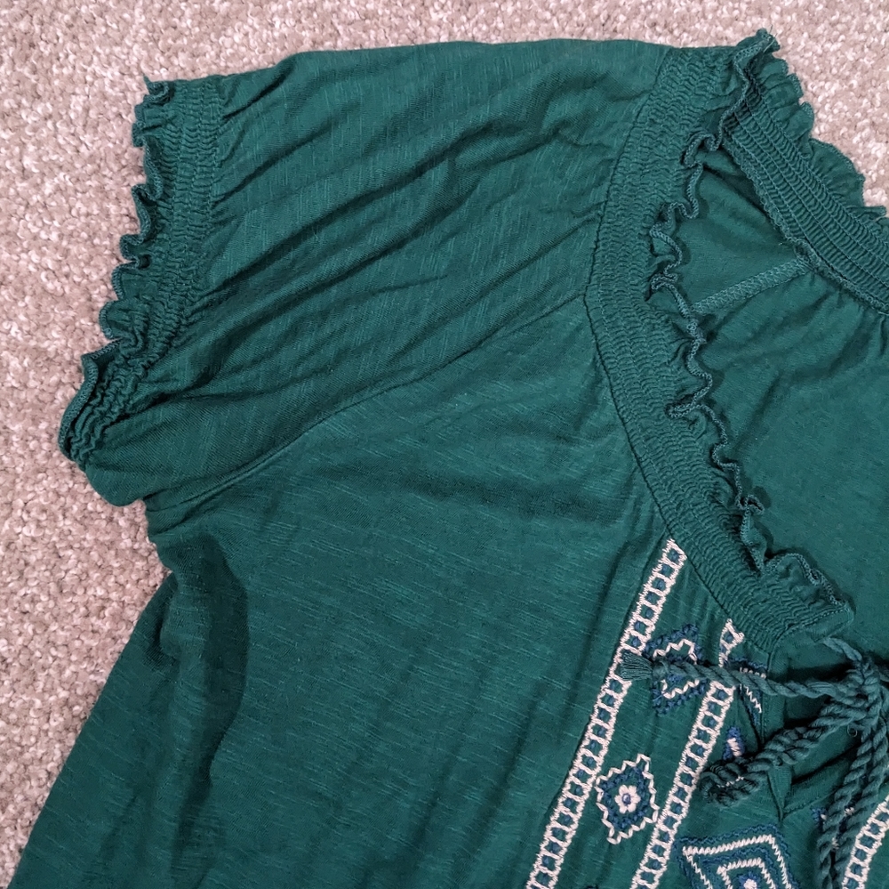 SOLD- St John's Bay 100% cotton embroidered short sleeve peasant blouse - Picture 5 of 11